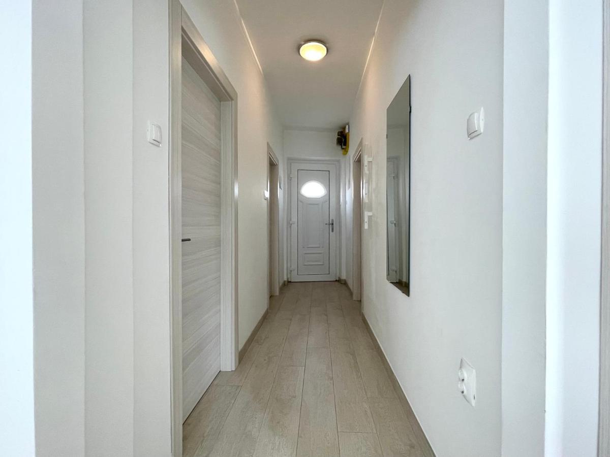 Modern Apartment In The Old Part Of Town Rijeka Exterior foto